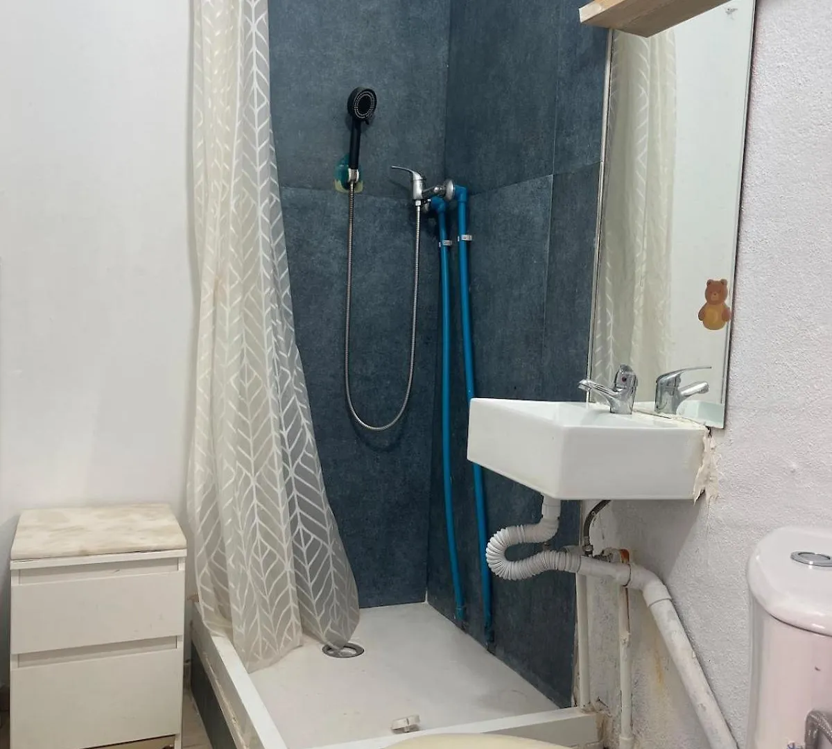Room With Bathroom And Kitchen San José スペイン